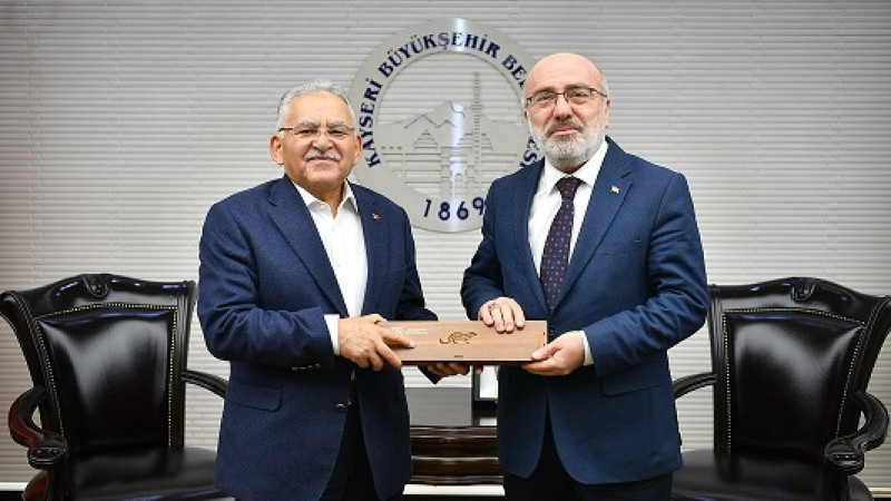 BAŞKAN BÜYÜKKILIÇ’A KAYÜ’DEN “GASTRONOMİ” TEŞEKKÜRÜ