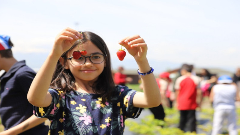 KAYSERİ BÜYÜKŞEHİR’İN DOĞAL ÜRÜNLER BAHÇESİ, MİNİKLERİ AĞIRLADI