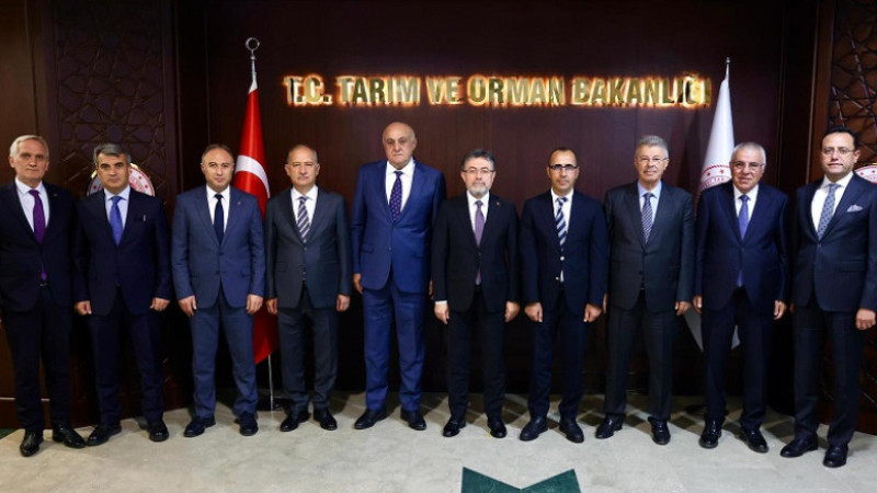 AKAY, ŞEKER SEKTÖRÜ DEĞERLENDİRME TOPLANTISINA KATILDI