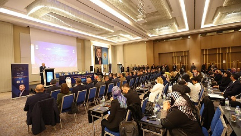 BAŞKAN BÜYÜKKILIÇ’A İÇ ANADOLU TOPLANTISINDA “SOSYAL HİZMET” ÖVGÜSÜ