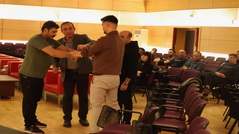 Kayseri Büyükşehir personeline ilk yardım eğitimi