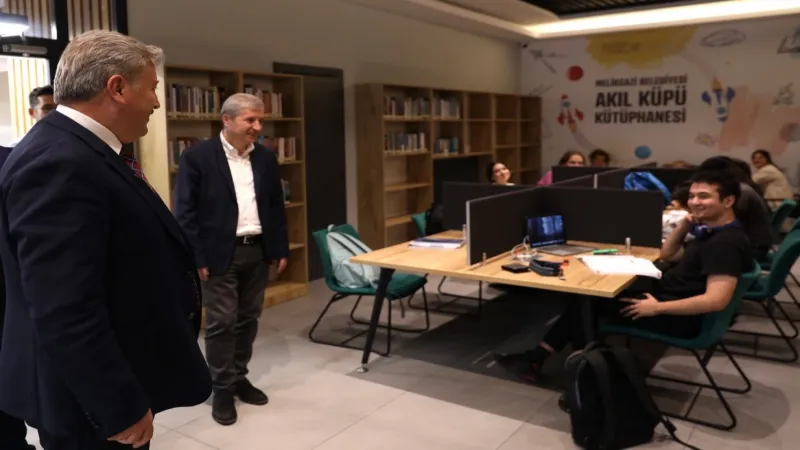Kayseri Melikgazi'nin Akıl Küpü Kütüphaneleri ışık saçıyor