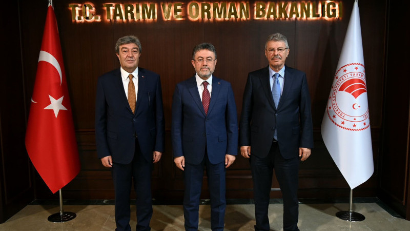 AKAY’DAN BAKAN YUMAKLI’YA ZİYARET