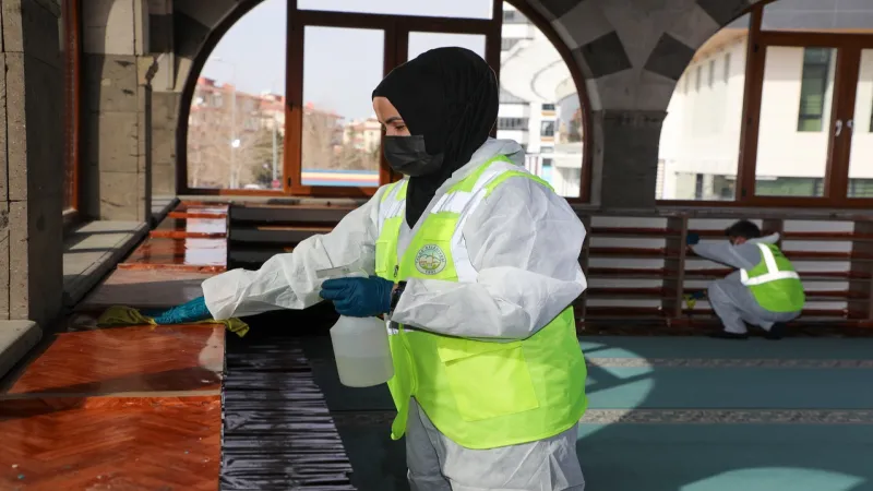 Kayseri Talas'ta camiler ramazana hazır