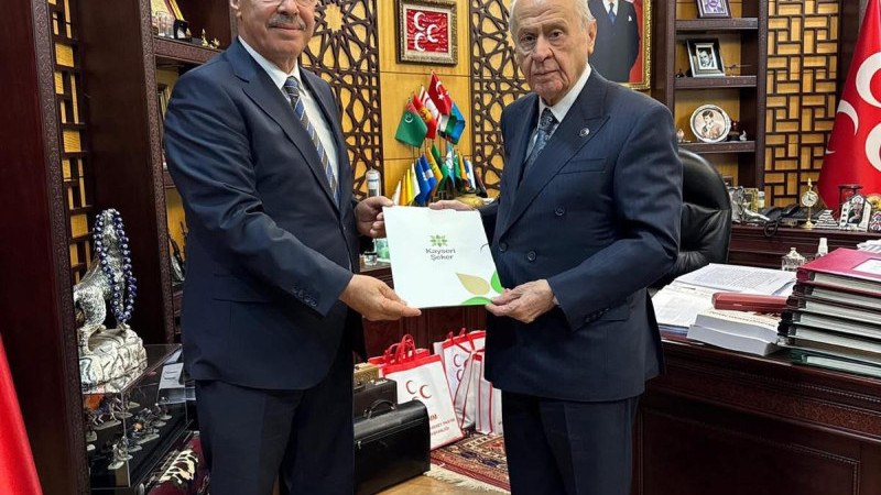 Akay, Şeker Sektörünün Sorun ve Çözüm Önerilerini Bahçeli’ye Sundu 