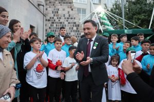 Vali Gökmen Çiçek’e Yeşilay’dan Üstün Hizmet Madalyası 