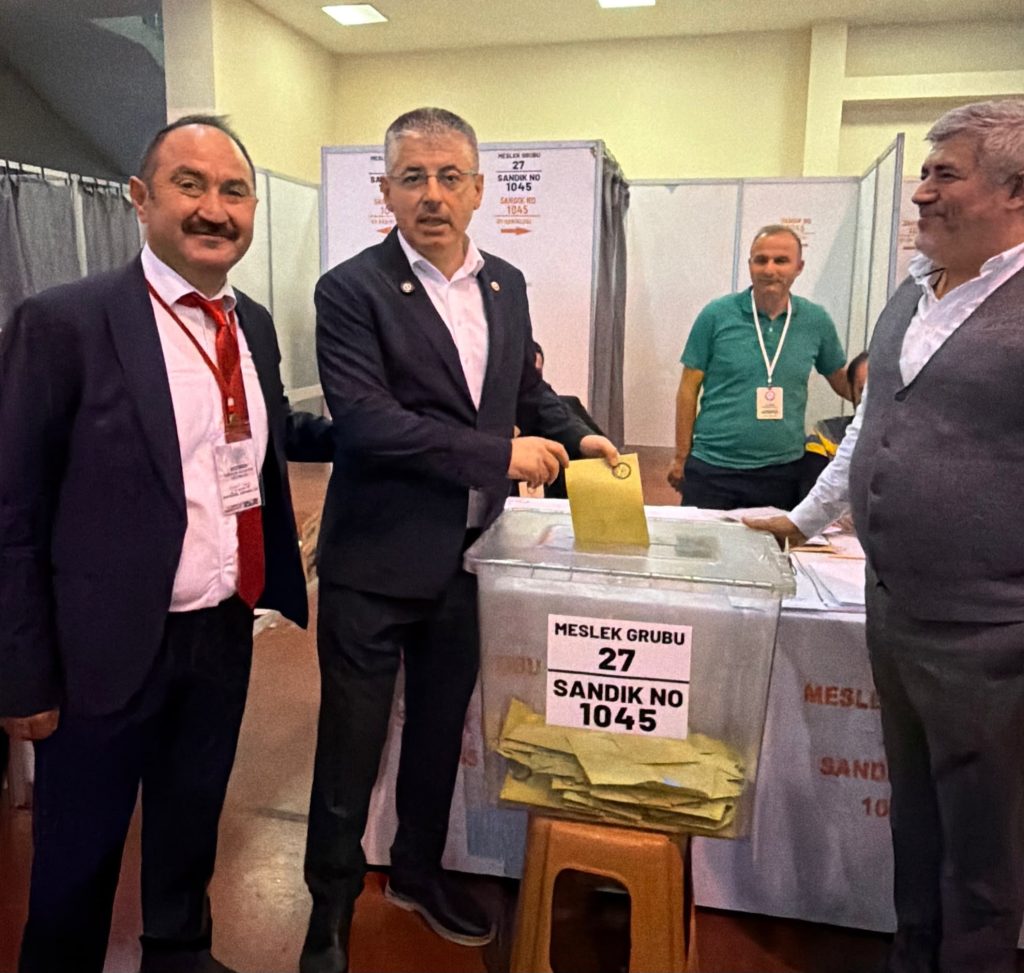 ÇOPUROĞLU: “YENİ YASAMA DÖNEMİNDE DE KAYSERİ İÇİN ÇALIŞMAYA DEVAM EDECEĞİZ”