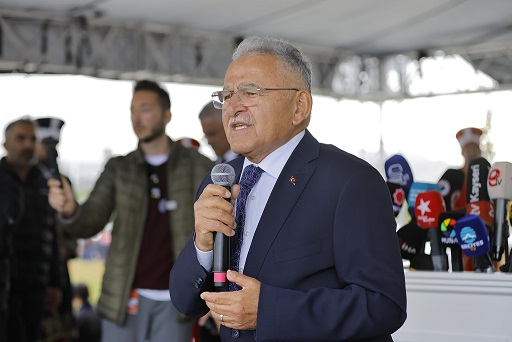 BAŞKAN BÜYÜKKILIÇ, BİLİM VE TEKNOLOJİ DOLU KAYSERİ 8. BİLİM FESTİVALİ’NİN AÇILIŞINI YAPTI