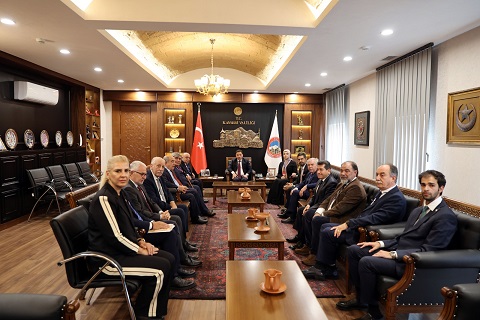 Türk dünyasının önemli edebiyatçıları Kayseri’de