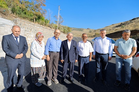 Başkan Büyükkılıç’tan Develi Tombak Mahallesi’nde asfalt incelemesi