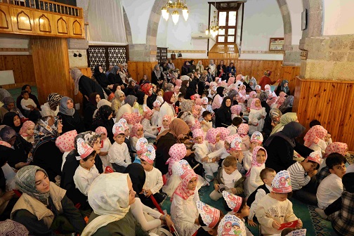 Yahyalı’da 161 minik öğrenci için Amin Alayı ve Bed’-i Besmele töreni düzenlendi